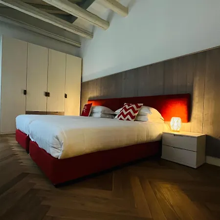 Casa *